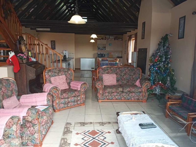 5 Bedroom Property for Sale in Stilbaai Wes Western Cape